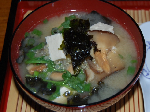 Quinoa, Tofu and Vegetables Miso Soup